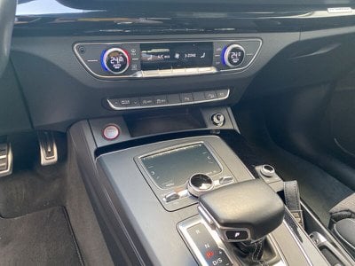 Audi Q3 40 TDI quattro S tronic S line edition, Anno 2019, KM 12 - glavna fotografija