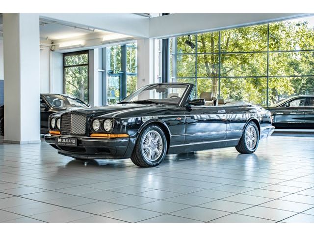 Bentley Turbo R - Restaurierungsobjekt - Auto für Teile - glavna fotografija