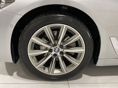 BMW Serie 5 520d aut. Luxury, Anno 2018, KM 144000 - glavna fotografija
