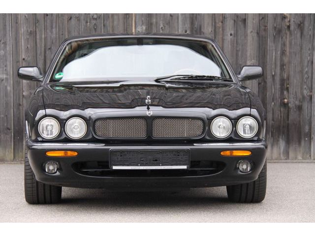 Jaguar XJ 4.0 Sovereign 2 Jahre Garantie - glavna fotografija
