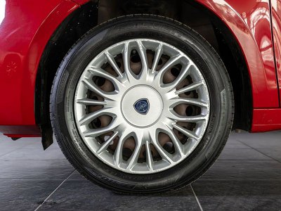 Lancia Ypsilon 1.0 FireFly 5 porte S&S Hybrid Silver, Anno 2022, - glavna fotografija