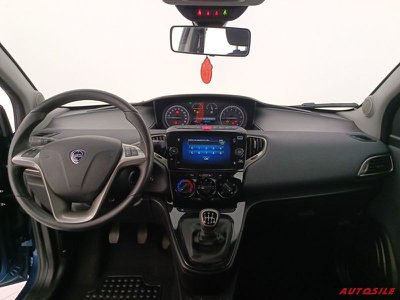 Lancia Ypsilon 1.0 FireFly 5 porte S&S Hybrid Gold, Anno 2022, K - glavna fotografija