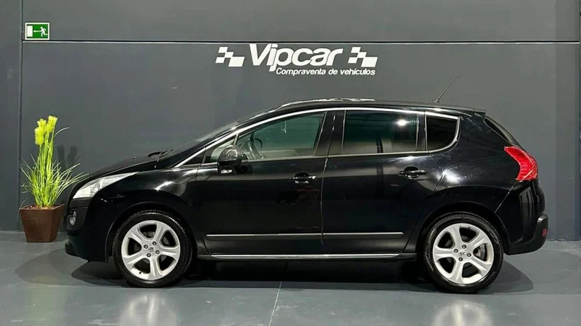 PEUGEOT 3008 1.2 PureTech 96KW S&S Active Pack - glavna fotografija