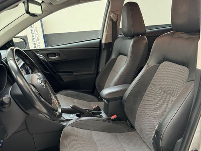 Toyota Auris 1.8 Hybrid Lounge con finanziamento, Anno 2018, KM - glavna fotografija