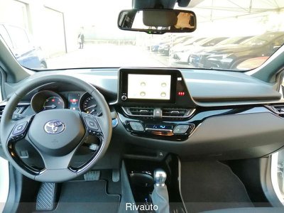 Toyota C HR 2.0 Hybrid E CVT Lounge, Anno 2023, KM 1 - glavna fotografija