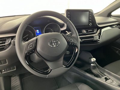 Toyota C HR 1.8 Hybrid CVT Lounge, Anno 2017, KM 73400 - glavna fotografija