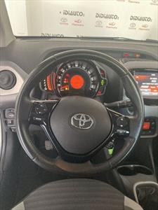 Toyota Aygo 1.0 VVT i 72 CV 5 porte x play, Anno 2019, KM 20270 - glavna fotografija