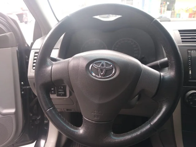 Toyota Corolla Sedan XLi 1.8 16V (flex) (aut) 2009 - glavna fotografija