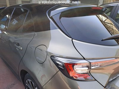 Toyota Corolla Touring Sports 1.8 Hybrid Active, Anno 2020, KM 4 - glavna fotografija