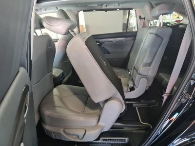 Toyota Highlander 2.5H AWD i E CVT Executive, Anno 2021, KM 3000 - glavna fotografija