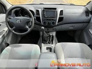 Toyota Hilux Hilux 2.4 D 4D 4WD 4 porte Double Cab Comfort, Anno - glavna fotografija