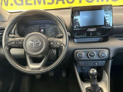 Toyota Yaris Cross 1.5 Hybrid 5p. Business, Anno 2022, KM 42137 - glavna fotografija