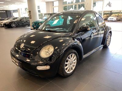 Volkswagen New Beetle Kilometri Certificati Ben Tenuta, Anno 200 - glavna fotografija