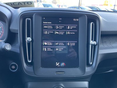 Volvo XC40 XC40 1.5 Momentum, Anno 2018, KM 93991 - glavna fotografija